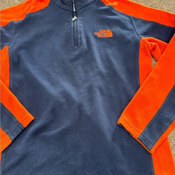 The North Face Boys’ Quarter-Zip Fleece – Size Medium (10/12) - Picture 2 of 5